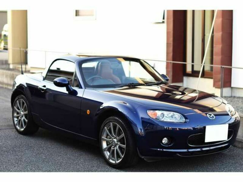 ROADSTER