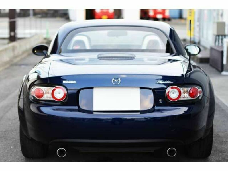 ROADSTER