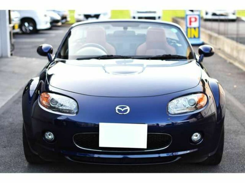 ROADSTER