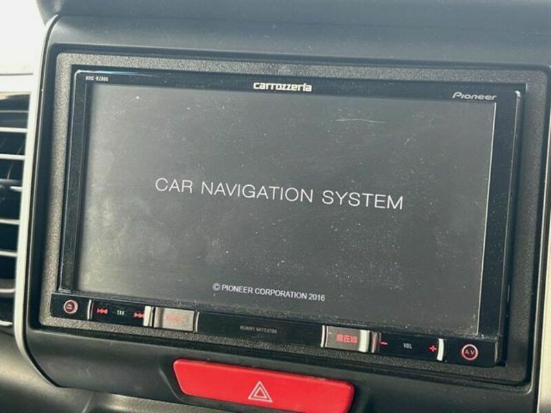 N BOX