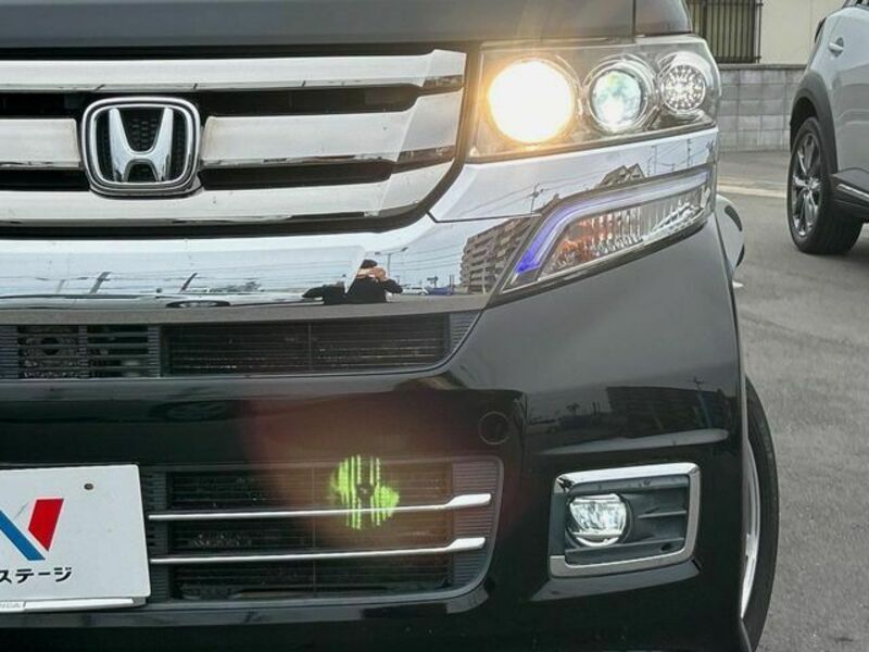 N BOX