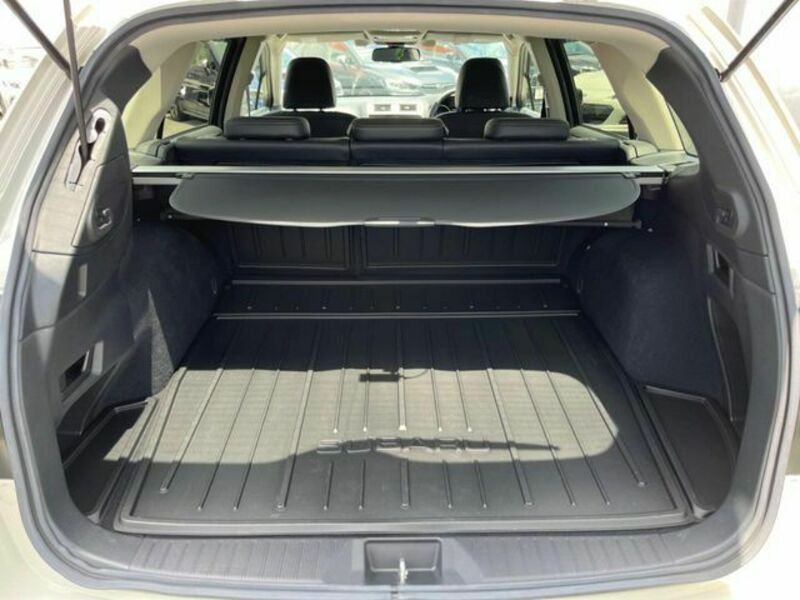 LEGACY OUTBACK