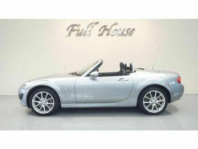 ROADSTER