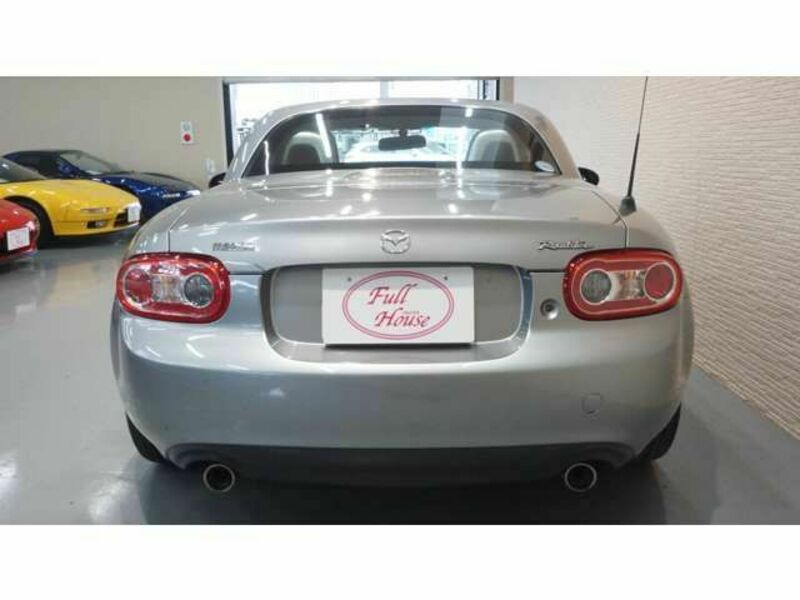 ROADSTER