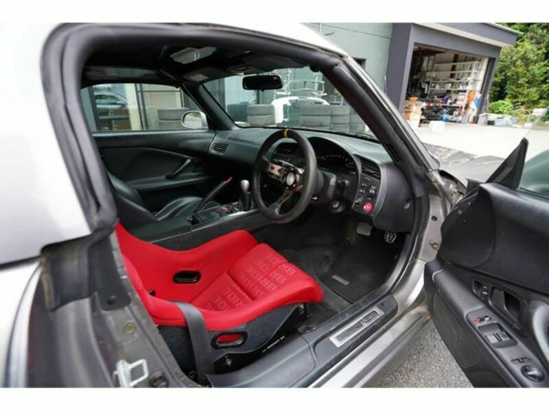 S2000
