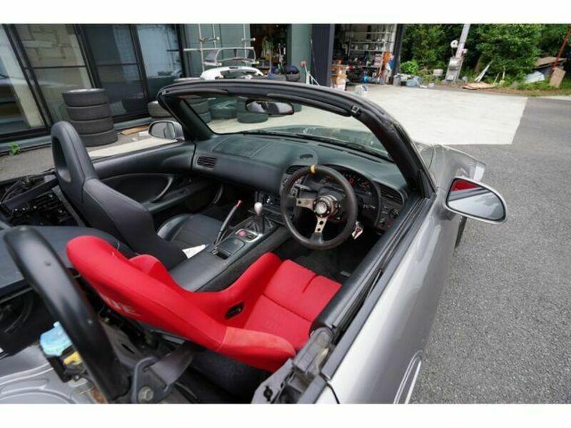S2000