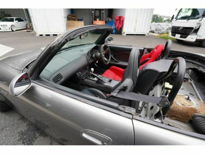 S2000