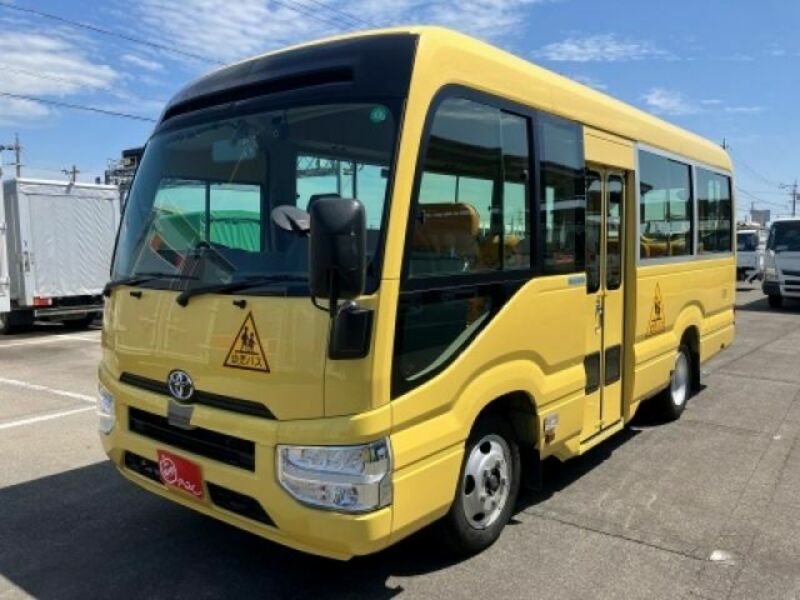 TOYOTA COASTER