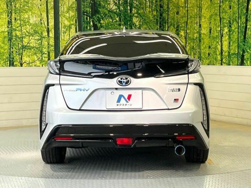 PRIUS PHV