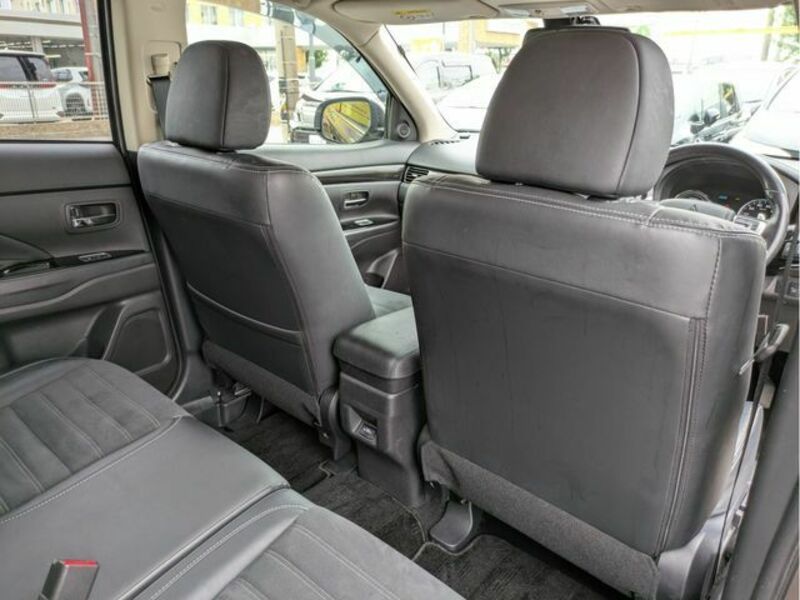 OUTLANDER PHEV