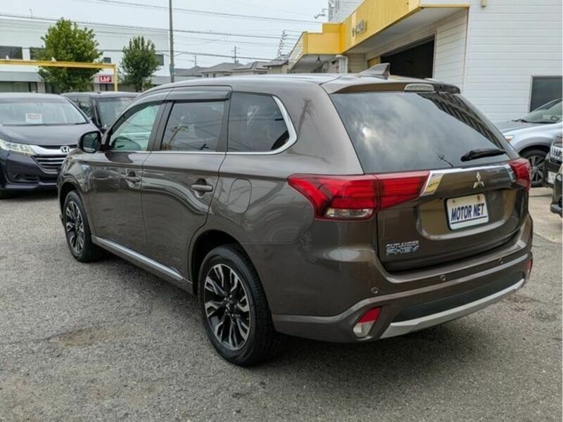 OUTLANDER PHEV