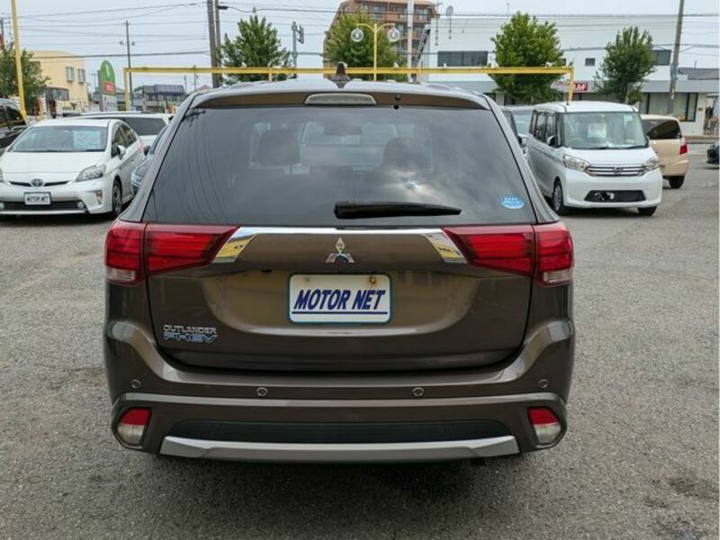 OUTLANDER PHEV