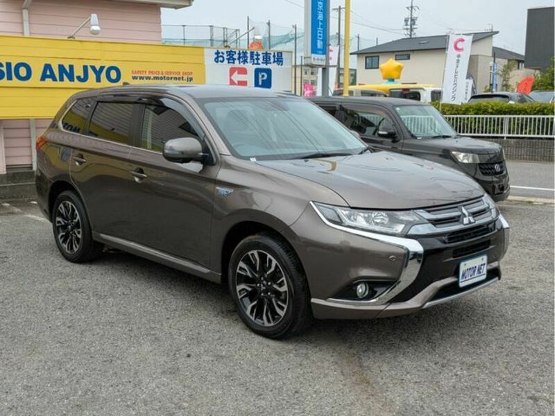 OUTLANDER PHEV