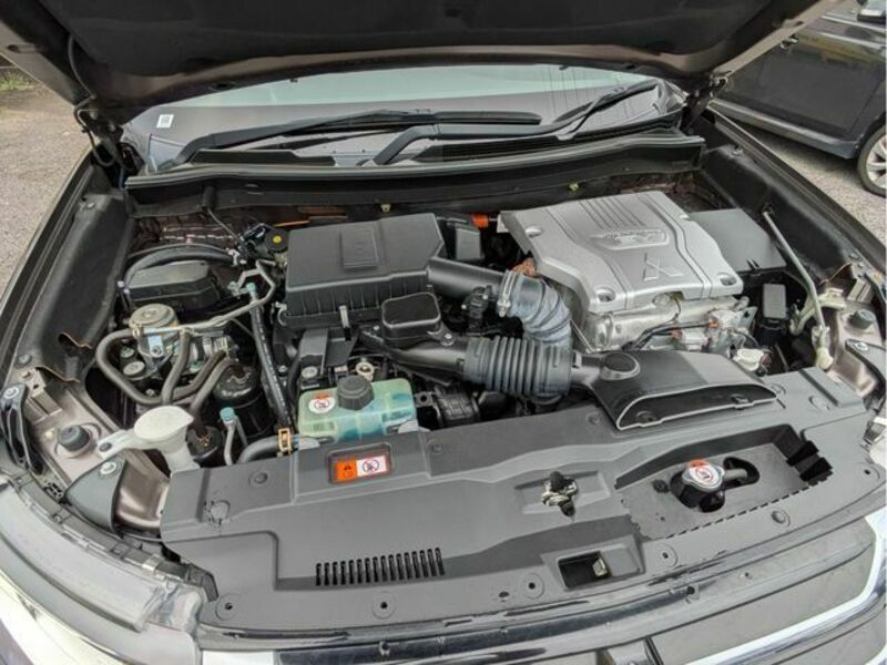 OUTLANDER PHEV