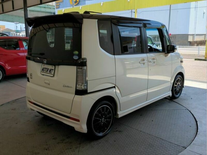 N BOX CUSTOM