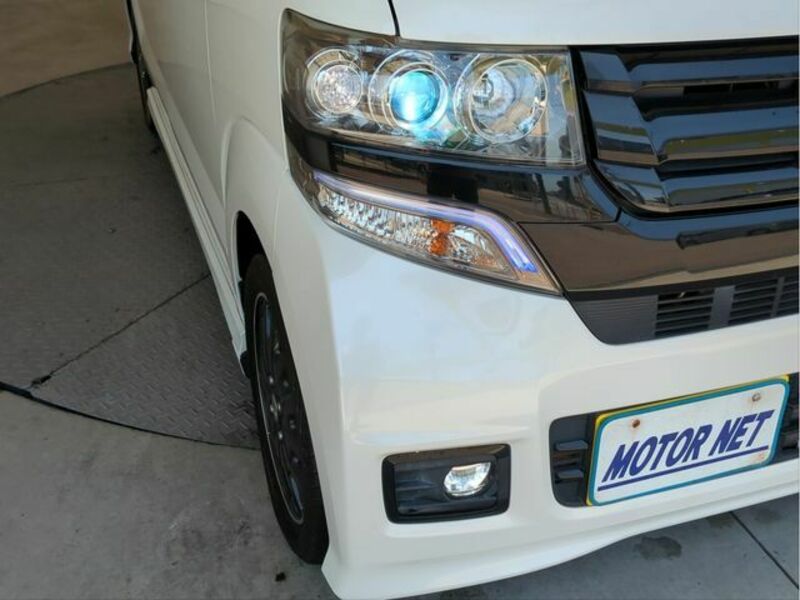 N BOX CUSTOM