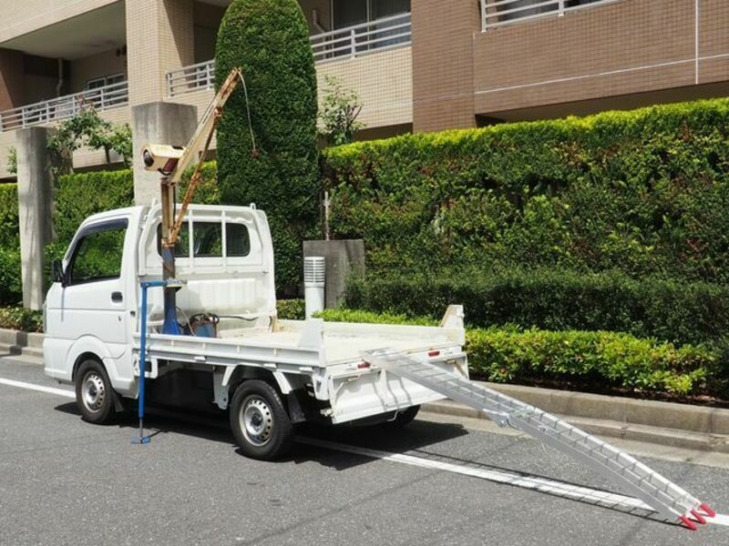 CARRY TRUCK