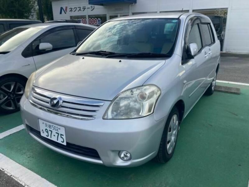TOYOTA RAUM