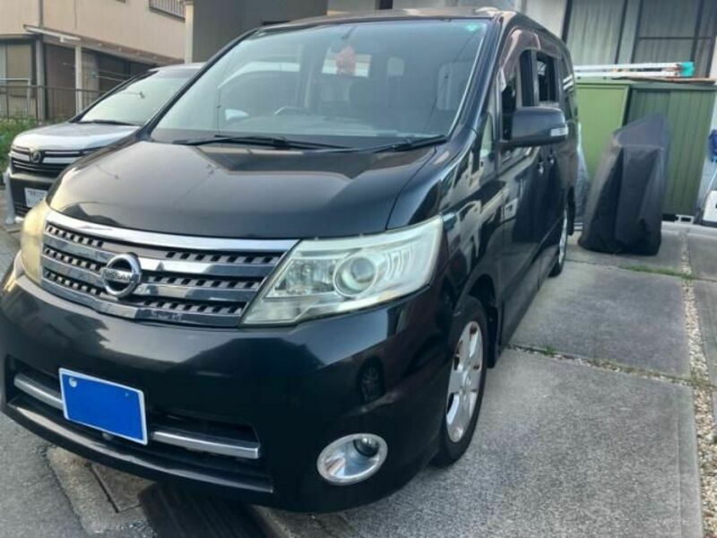 NISSAN SERENA