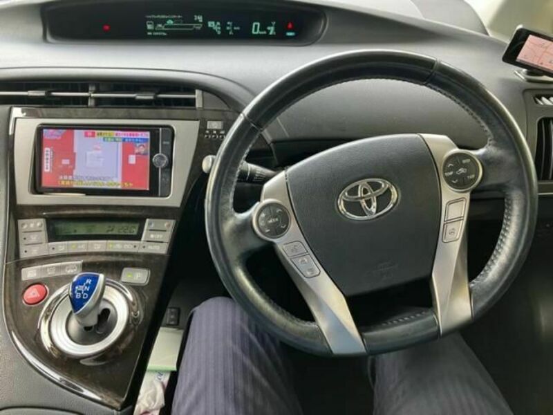 PRIUS PHV