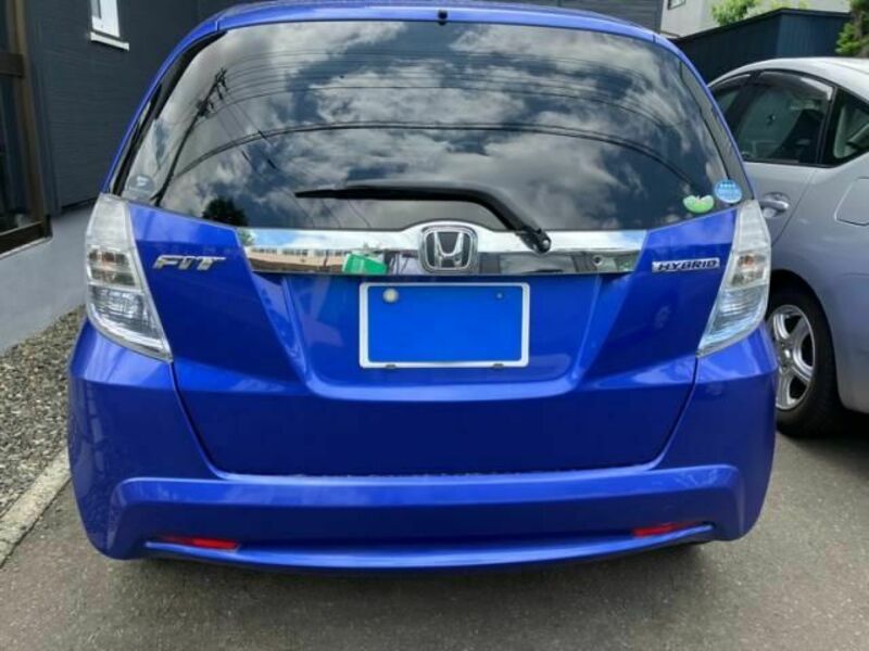 FIT HYBRID