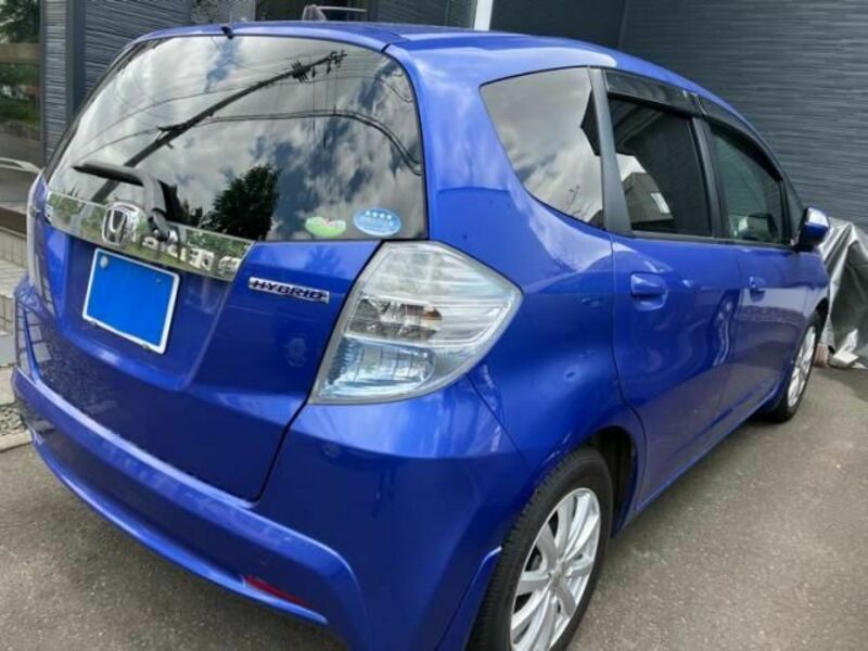 FIT HYBRID