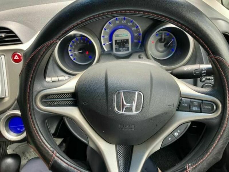 FIT HYBRID