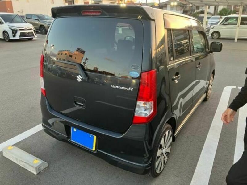 WAGON R