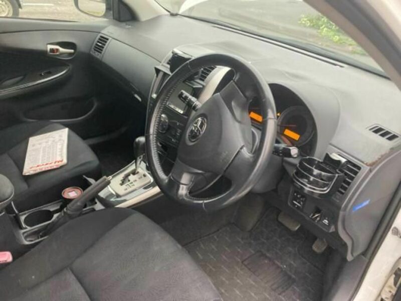 COROLLA FIELDER