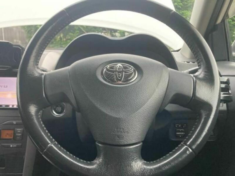 COROLLA FIELDER