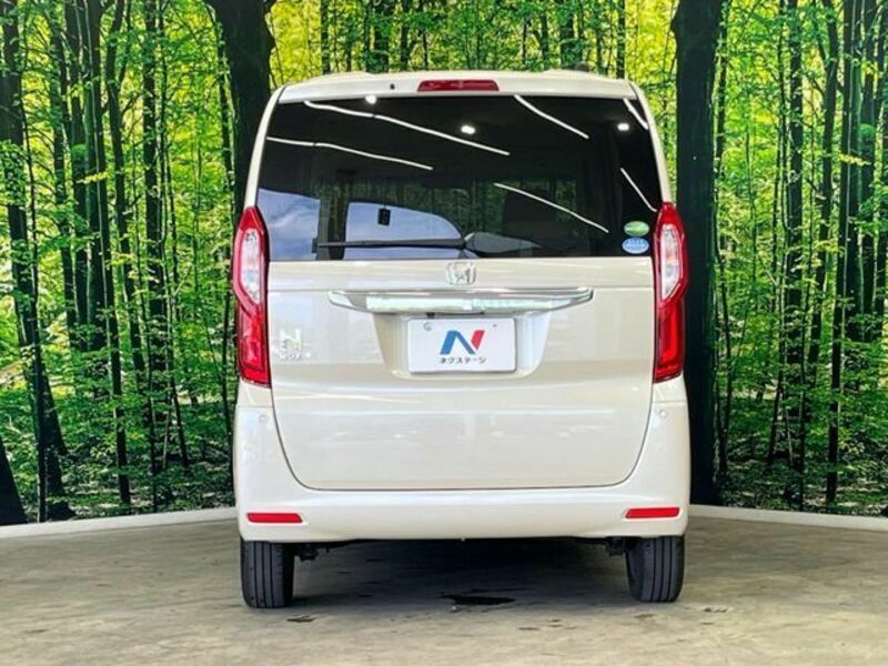 N BOX