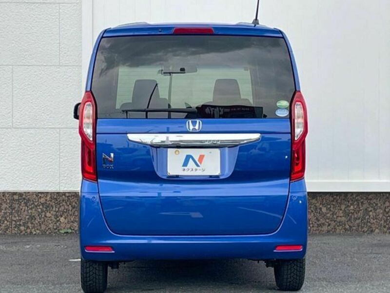 N BOX