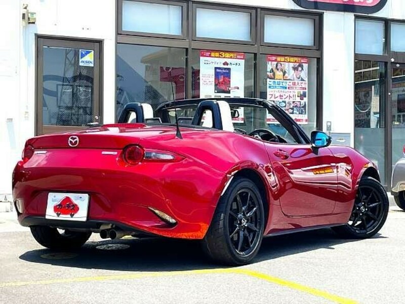 ROADSTER