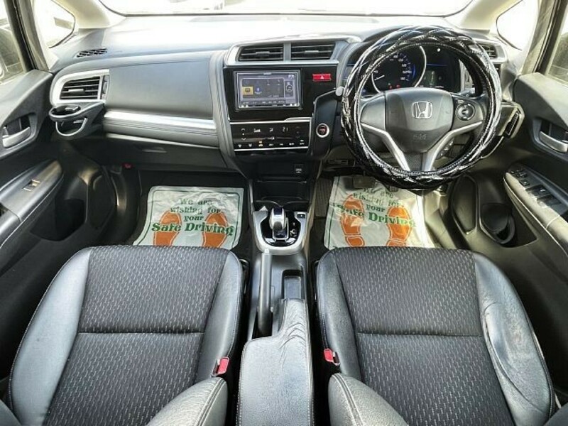 FIT HYBRID