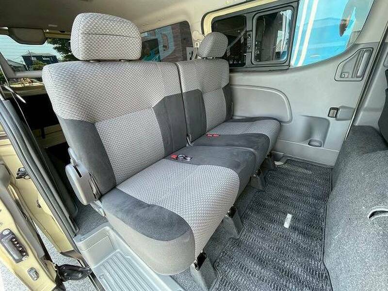 NV350 CARAVAN WAGON
