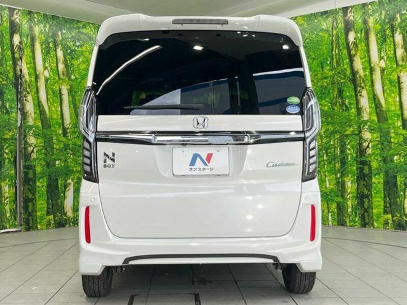 N BOX CUSTOM