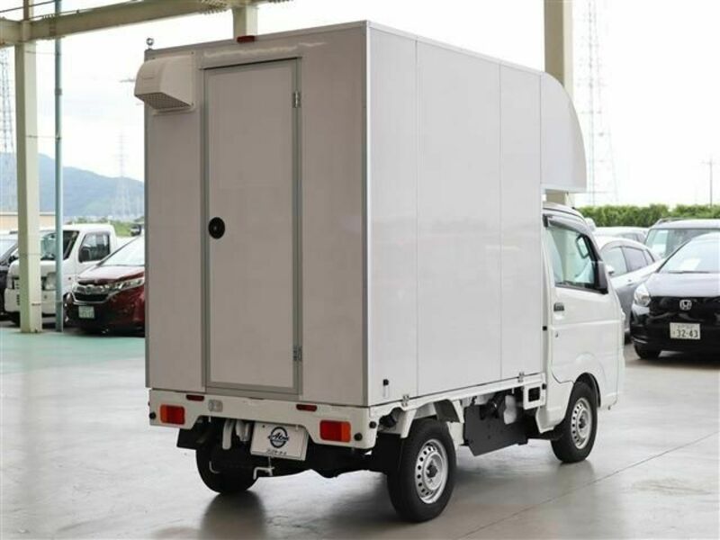 CARRY TRUCK