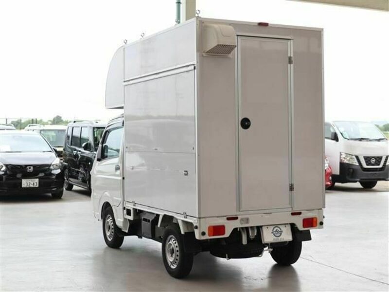 CARRY TRUCK