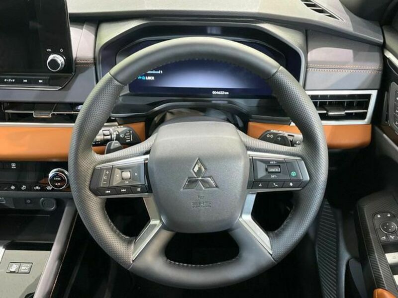 OUTLANDER PHEV