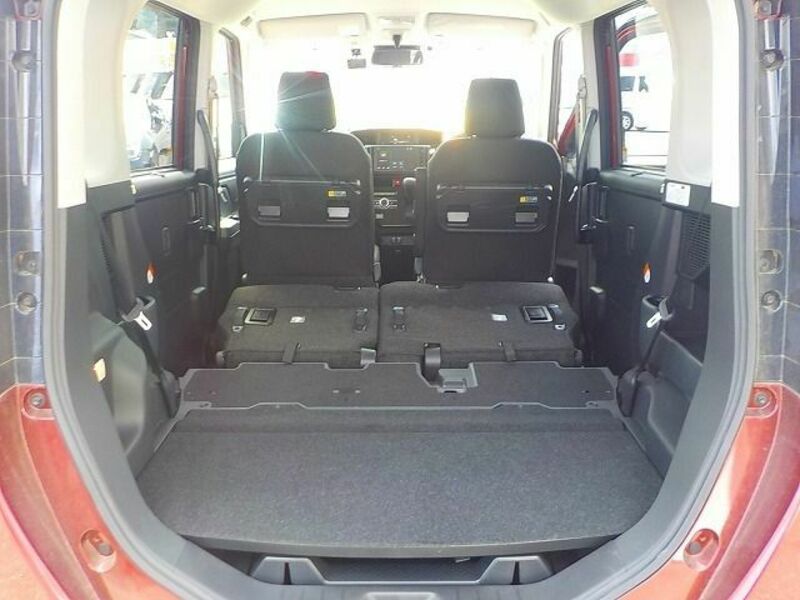 ROOMY