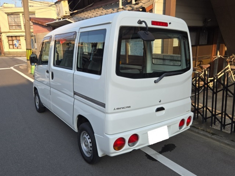 MINICAB VAN
