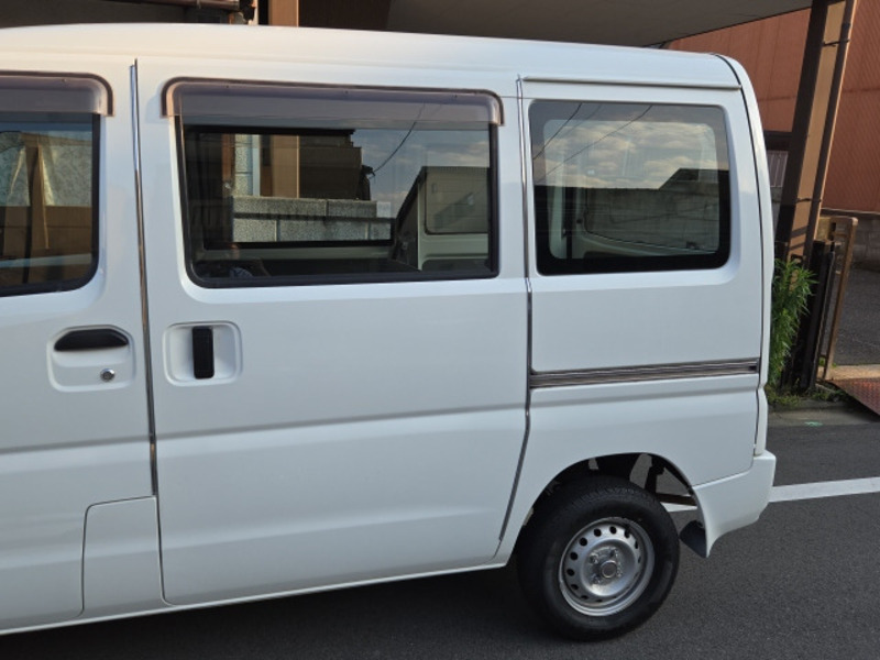 MINICAB VAN