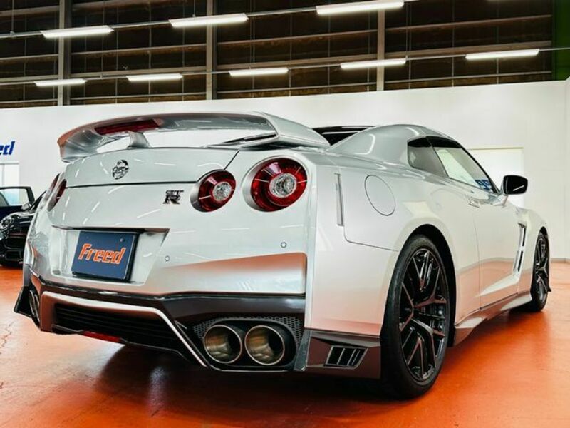 GT-R