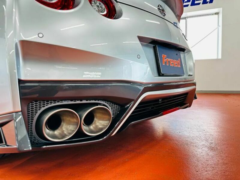 GT-R