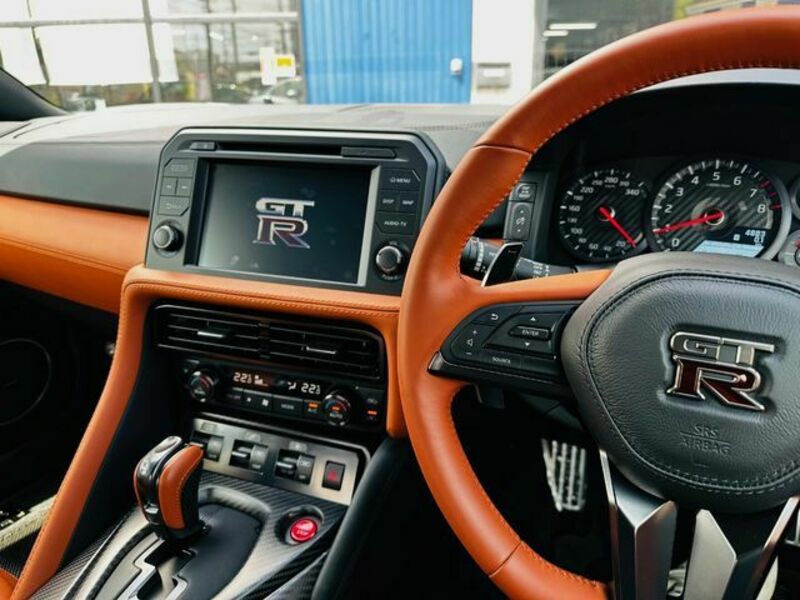 GT-R