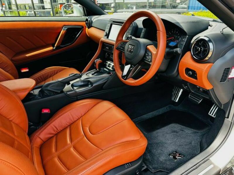 GT-R