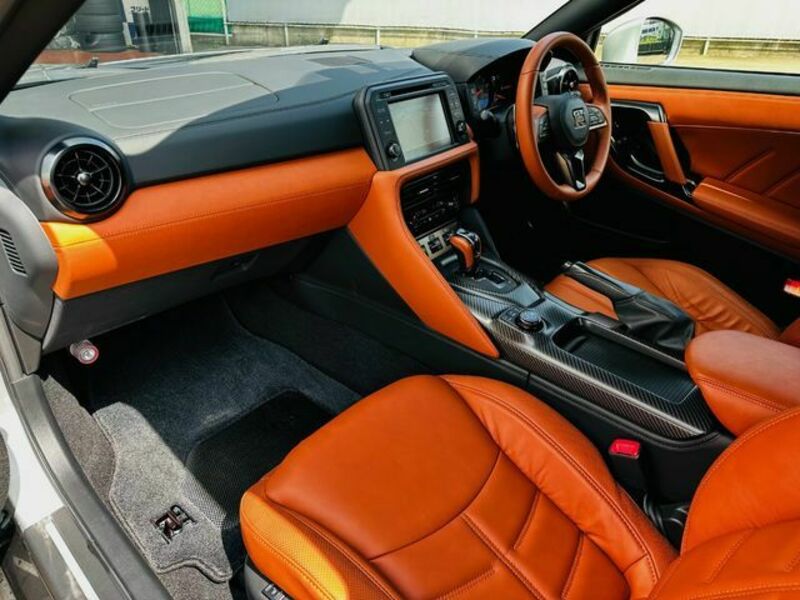 GT-R