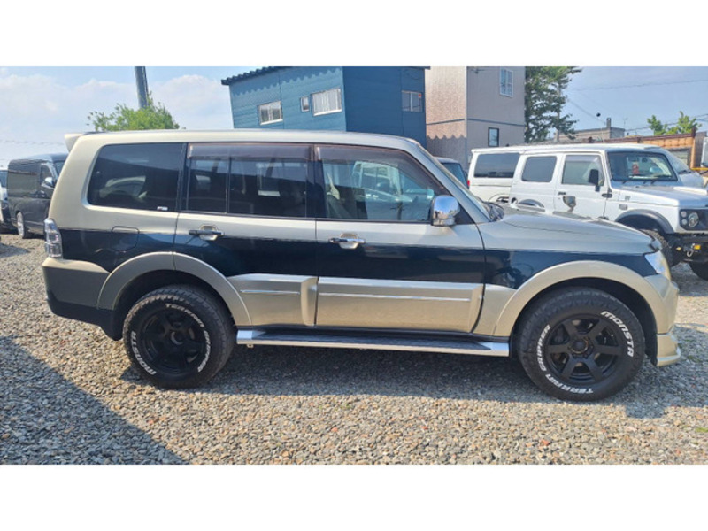 PAJERO