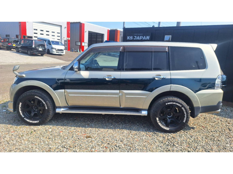 PAJERO