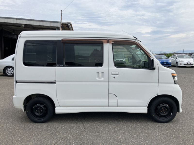 ATRAI WAGON